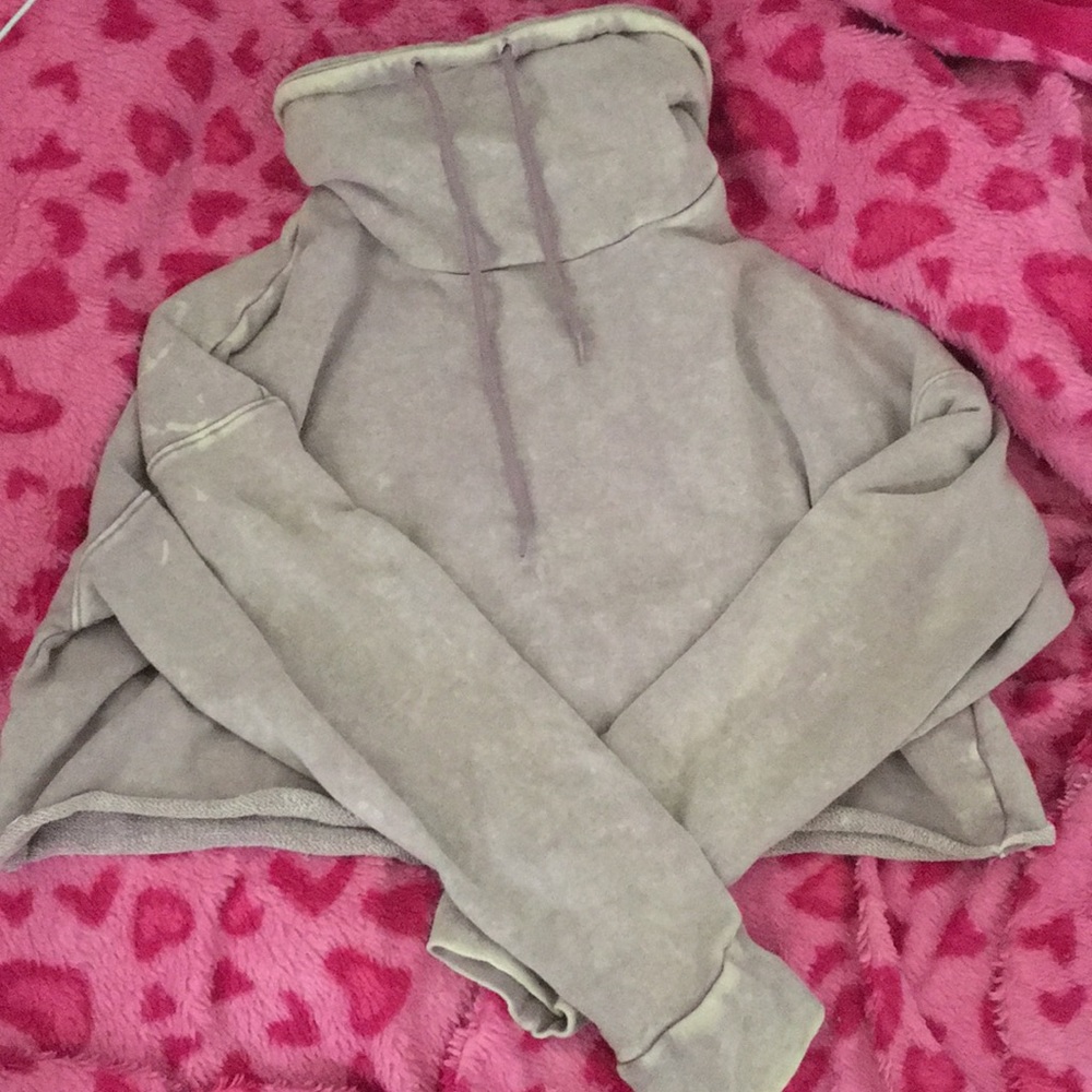 Forever 21 crop top turtle neck